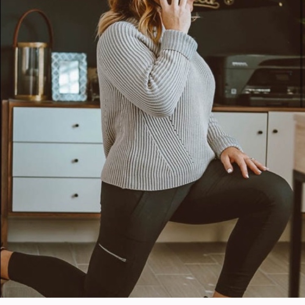 Athleta Rockland Sweater Oyster NWOT Small